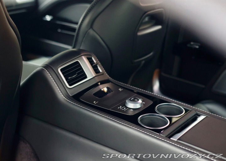 Aston Martin Rapide 6.0 S | B&O - Kamera 2015