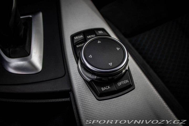 BMW 3 Touring  328i  A/T, 180kW 2015