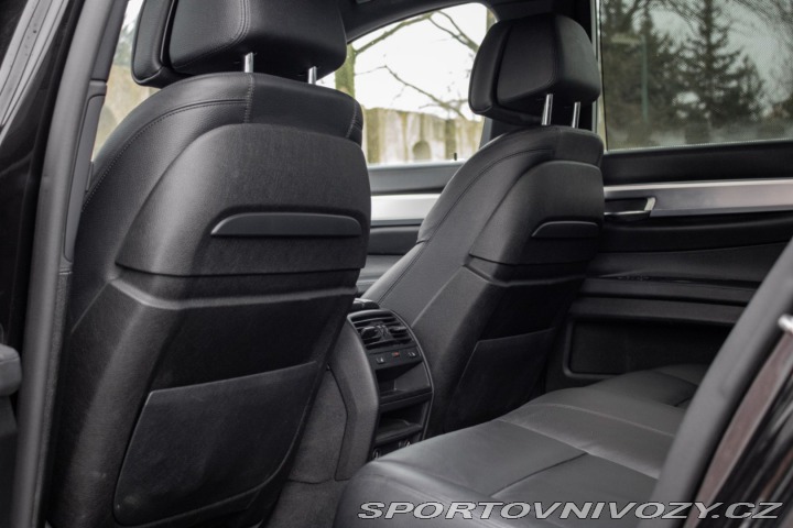 BMW 7 750d xDrive AT/8 / GENER 2014