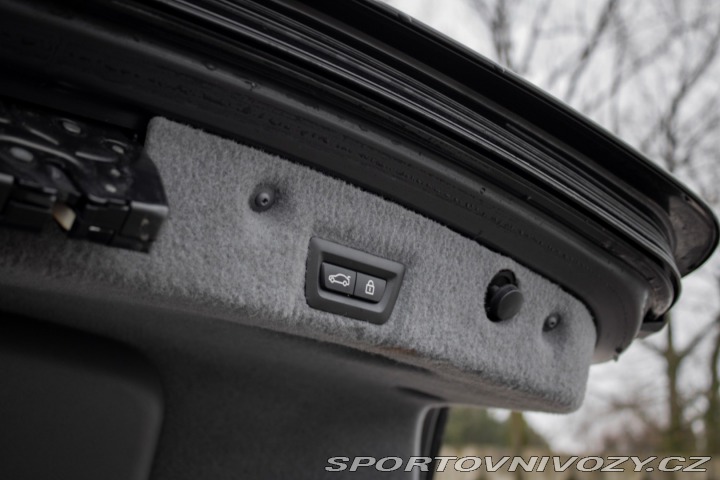 BMW 7 750d xDrive AT/8 / GENER 2014