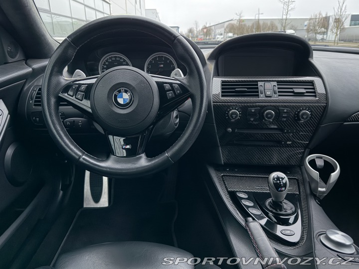 BMW M6  2005