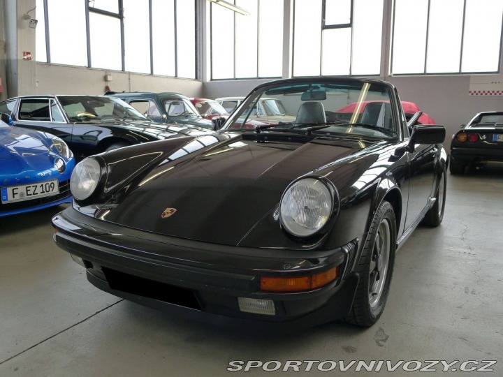 Porsche 911 Carrera 1985