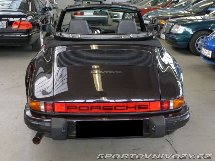 Porsche 911 Carrera 1985