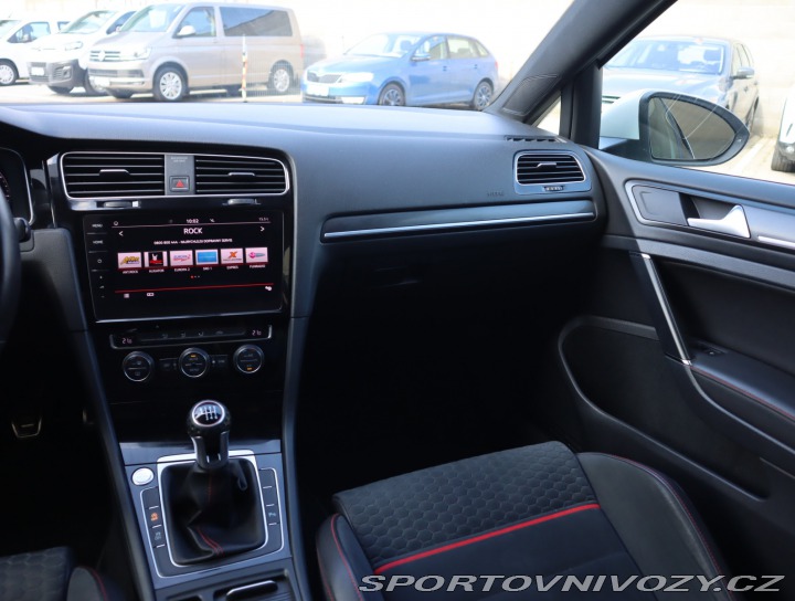 Volkswagen Golf 2.0 GTI Performance 2017