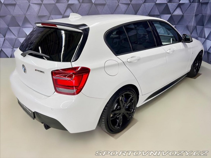 BMW 1 235KW, NAVIGACE,SPORT. VÝ 2014