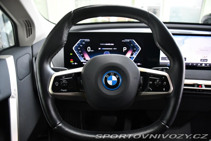 BMW iX xDrive 40 M-SPORT 98,5%So 2023