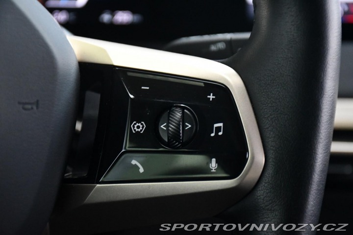 BMW iX xDrive 40 M-SPORT 98,5%So 2023