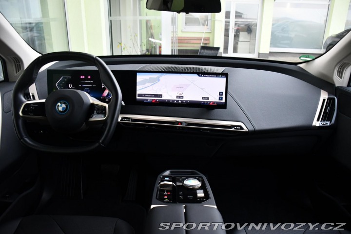 BMW iX xDrive 40 M-SPORT 98,5%So 2023