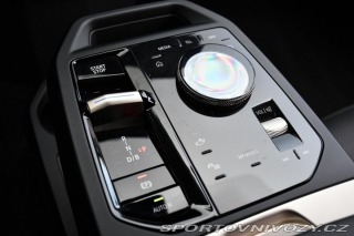 BMW iX xDrive 40 M-SPORT 2023