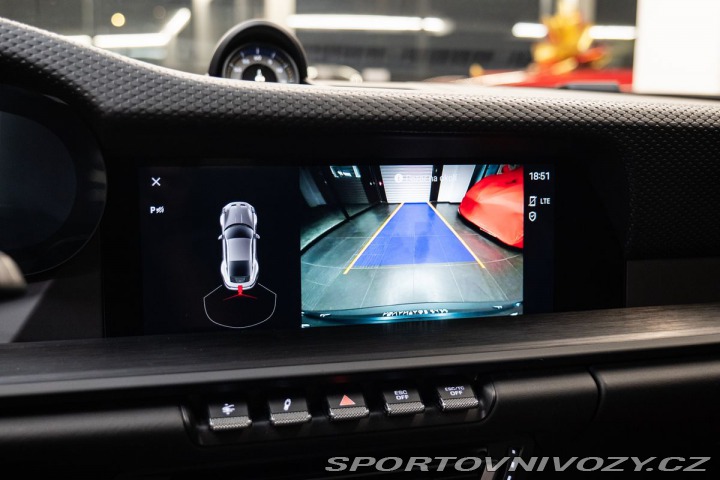 Porsche 911 GT3 Touring LED/Lift/Skoř 1800