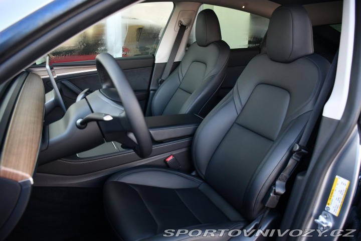 Tesla Model Y LONG RANGE AWD 378kW 1M 2023