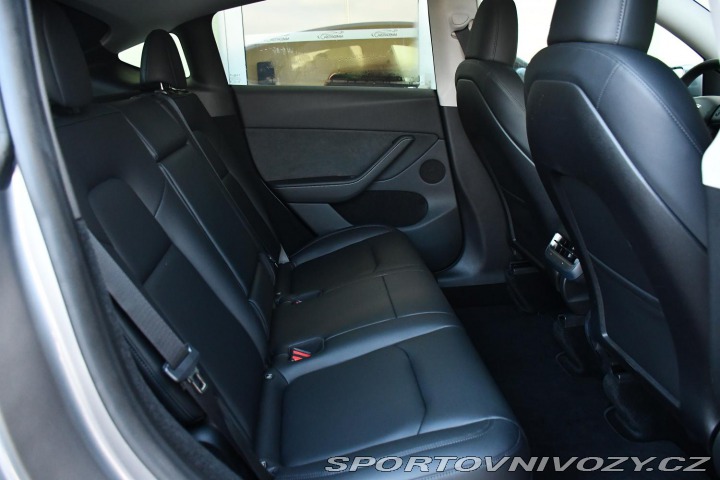 Tesla Model Y LONG RANGE AWD 378kW 1M 2023