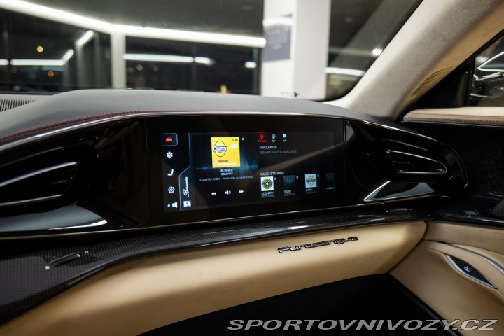 Ferrari Purosangue  1800