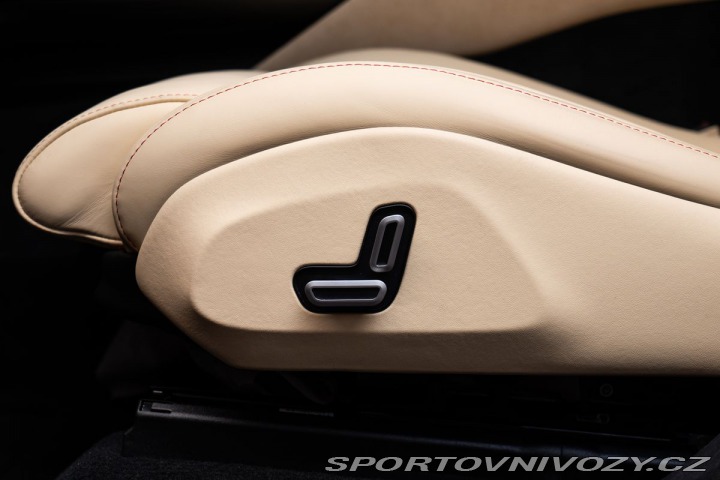 Ferrari Purosangue  2026