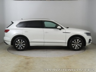 Volkswagen Ostatní modely Touareg  3.0 TDI 2020