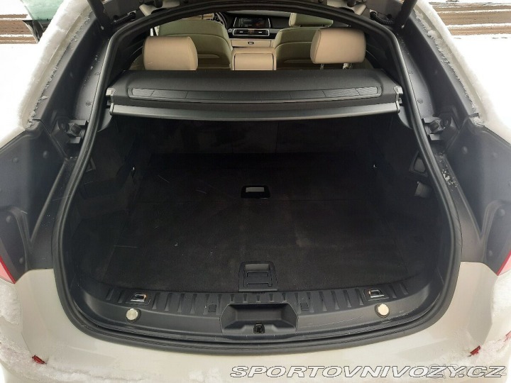 BMW 5 3,0   535d GT Xdrive 2011