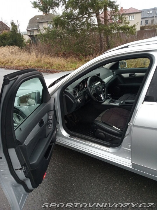 Mercedes-Benz C 2,1   C220 (w204) Automat 2012