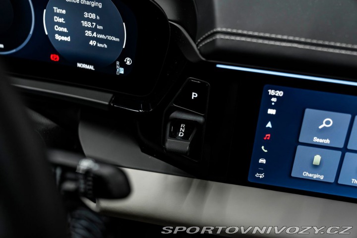 Porsche Macan Turbo 1800