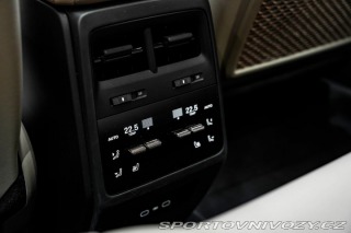 Porsche Macan Turbo 1800