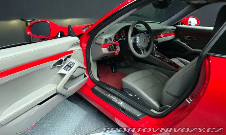 Porsche 911 CARRERA S 991 2013