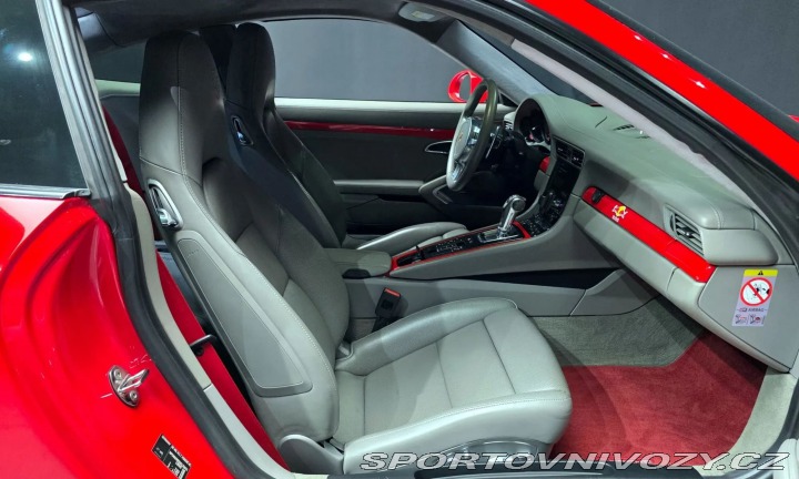 Porsche 911 CARRERA S 991 2013