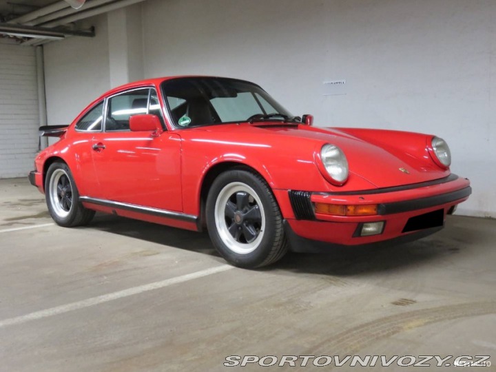 Porsche 911 Carrera Coupe 1985