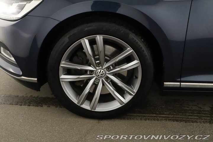 Volkswagen Ostatní modely Passat Highline 2.0 BiTDI 2016