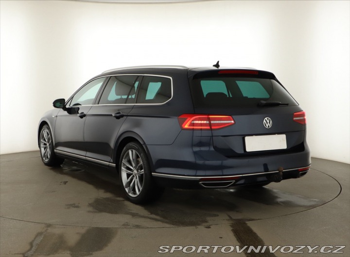 Volkswagen Ostatní modely Passat Highline 2.0 BiTDI 2016