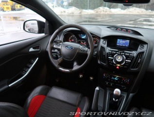 Ford Focus ST 2.0 EcoBoost ST 2013