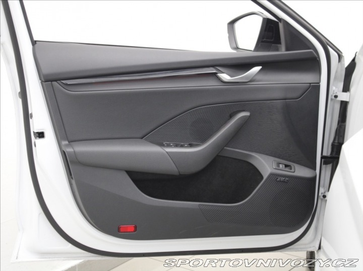 Škoda Octavia RS 2,0 RS 195kW DSG DCC 5L.Z 2025