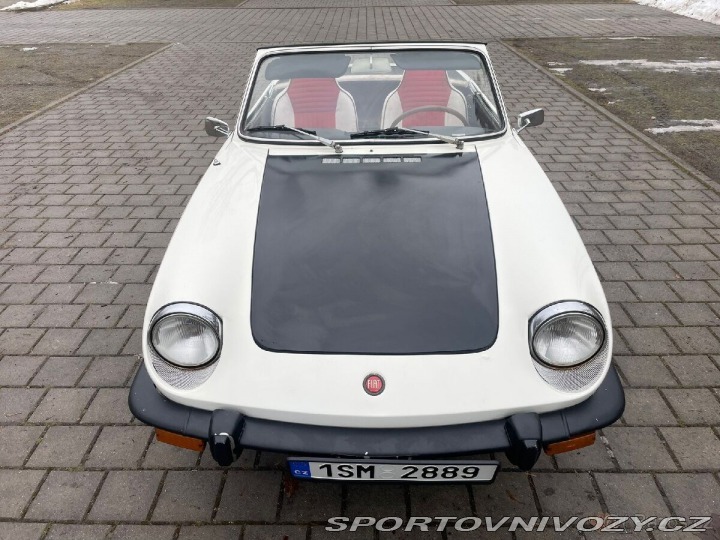 Fiat Ostatní modely 850 sport cabrio - zabírá mís 1800