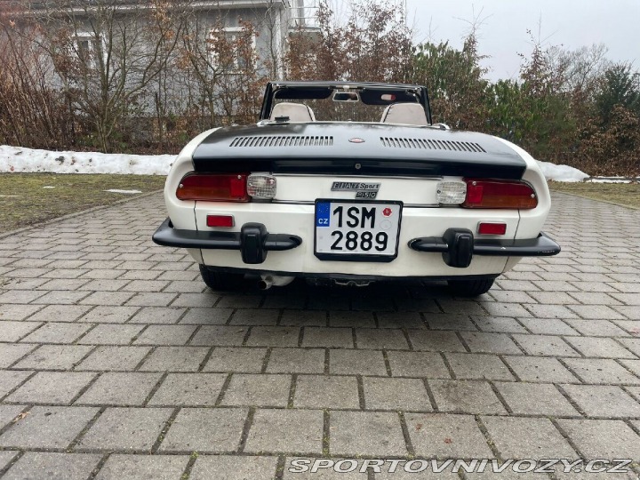 Fiat Ostatní modely 850 sport cabrio - zabírá mís 1800