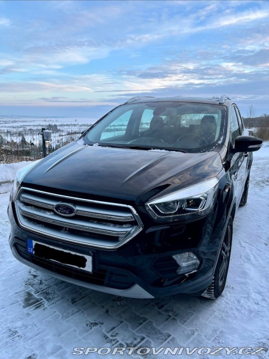 Ford Ostatní modely Kuga 2,0   TDCI 4x4 150 PS (11 2019