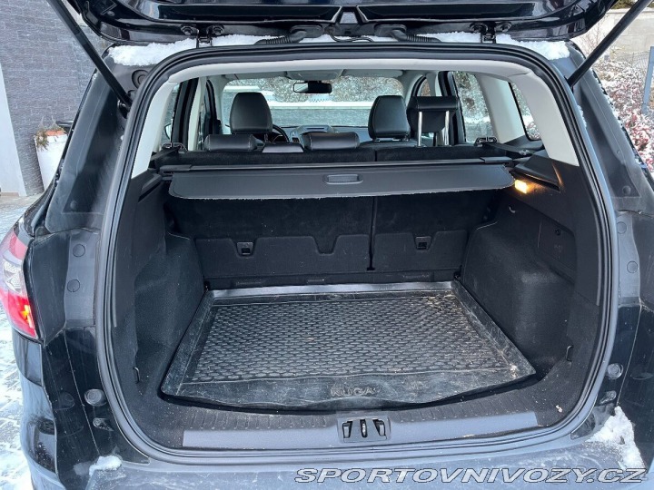 Ford Ostatní modely Kuga 2,0   TDCI 4x4 150 PS (11 2019