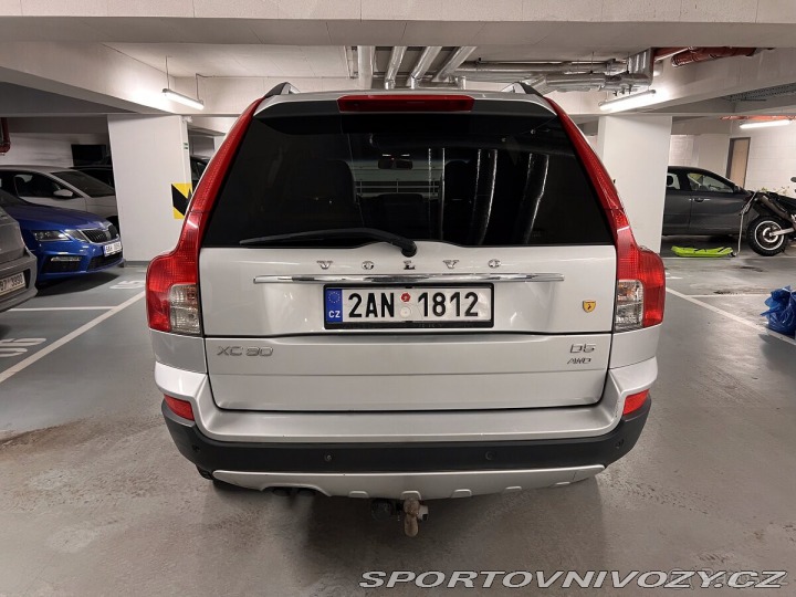 Volvo Ostatní modely XC90 2,4   2011, 2.4 D5 147kW 2011