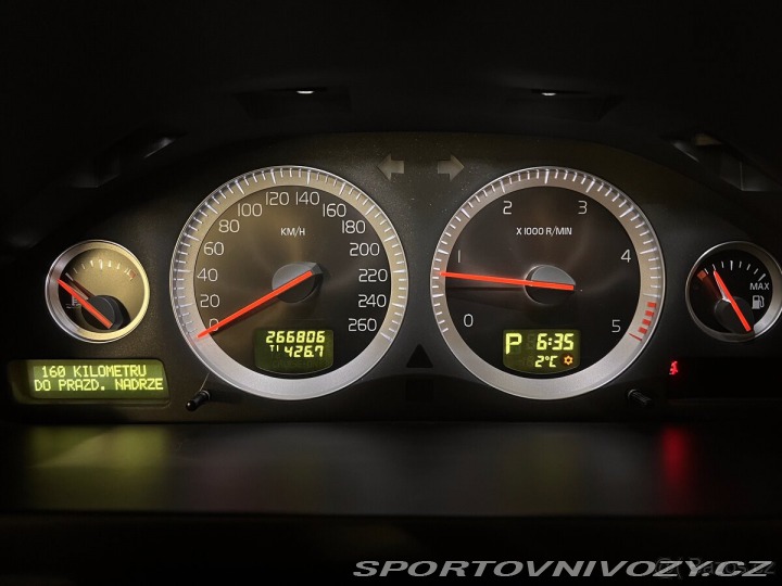 Volvo Ostatní modely XC90 2,4   2011, 2.4 D5 147kW 2011