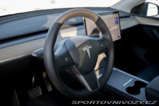 Tesla Model Y  2022