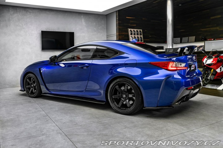 Lexus RC F 1800