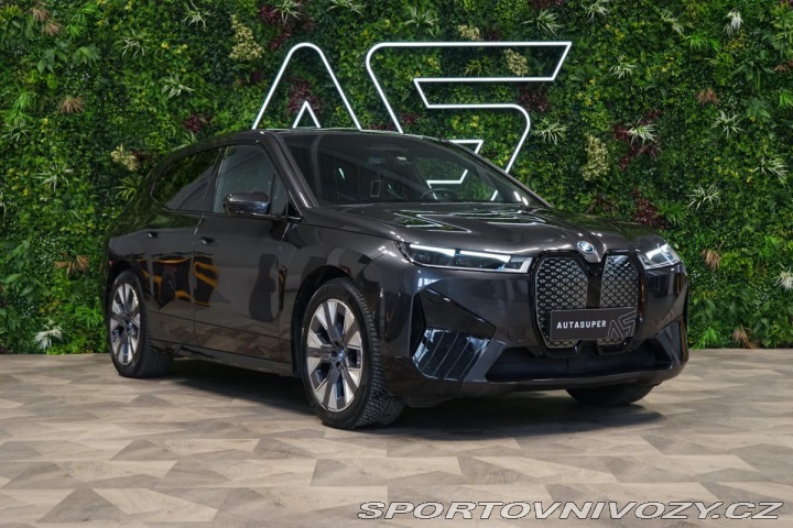 BMW iX 50*xDrive*SKY-L*TAŽNÉ*SOF 2023