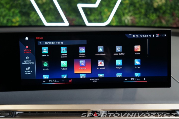 BMW iX 50*xDrive*SKY-L*TAŽNÉ*SOF 2023