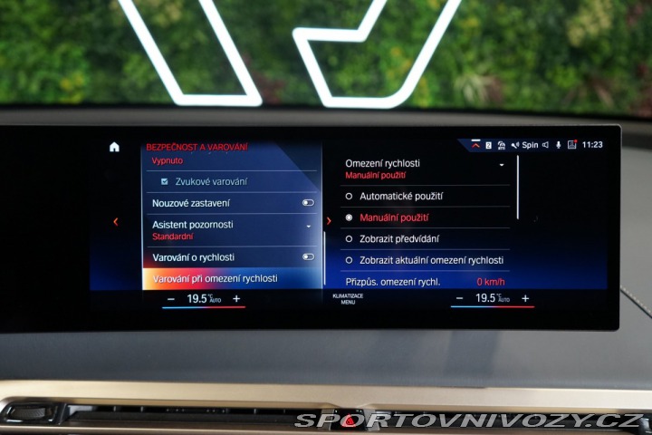 BMW iX 50*xDrive*SKY-L*TAŽNÉ*SOF 2023