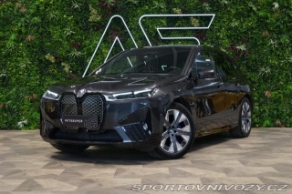 BMW iX 50*xDrive*SKY-L*TAŽNÉ*SOF 2023