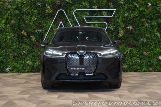 BMW iX 50*xDrive*SKY-L*TAŽNÉ*SOF 2023