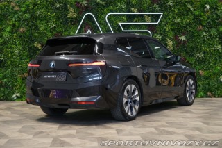 BMW iX 50*xDrive*SKY-L*TAŽNÉ*SOF 2023