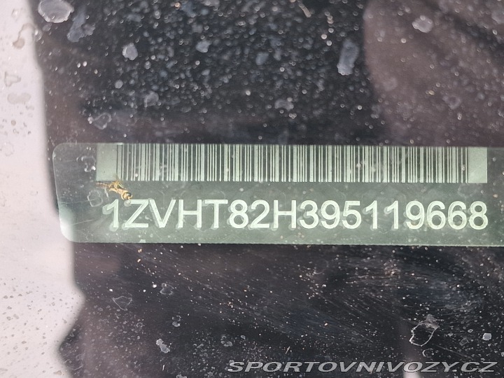 Ford Mustang GT, 4.6 V8 manuál 2009