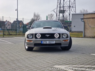 Ford Mustang  2009