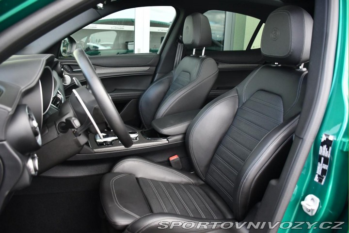 Alfa Romeo Stelvio 2,9 V6 Bi-T REZERVACE 2024