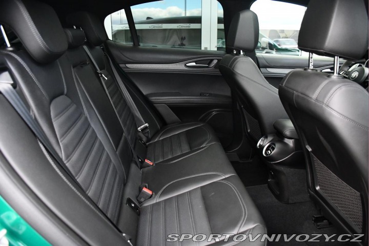 Alfa Romeo Stelvio 2,9 V6 Bi-T REZERVACE 2024