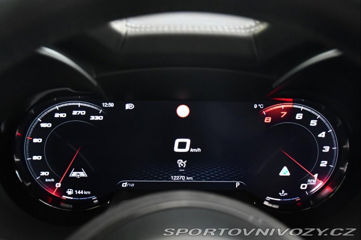 Alfa Romeo Stelvio 2,9 V6 Bi-T REZERVACE 2024