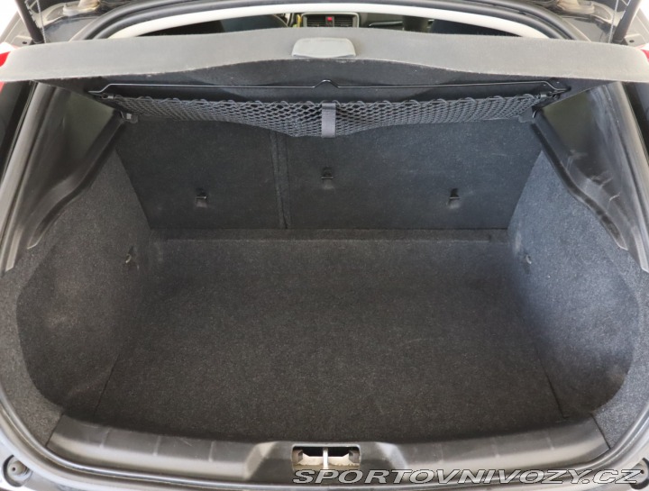 Volvo V40 2.0 D4 2014